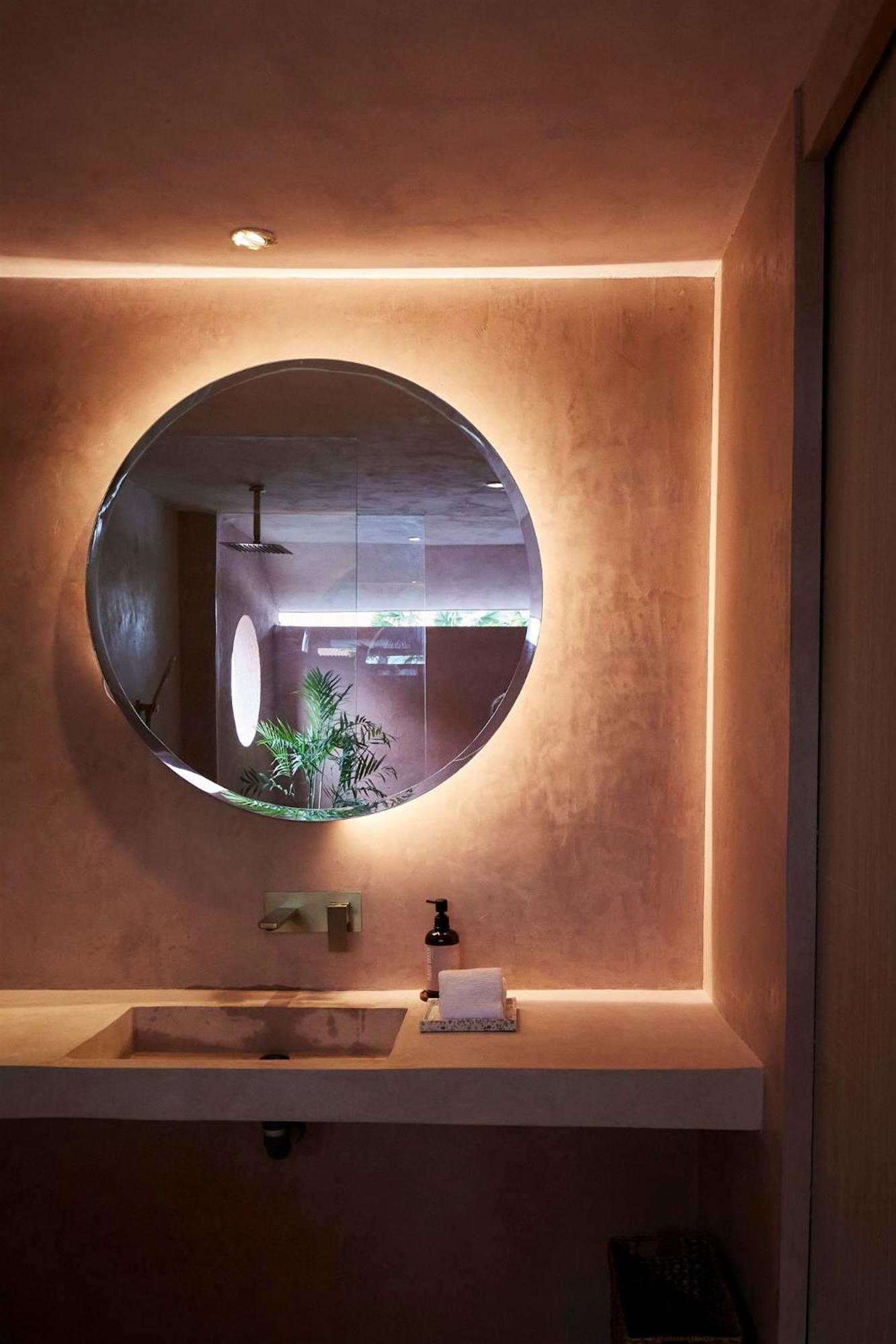 Neon Rose Motel Canggu Екстериор снимка