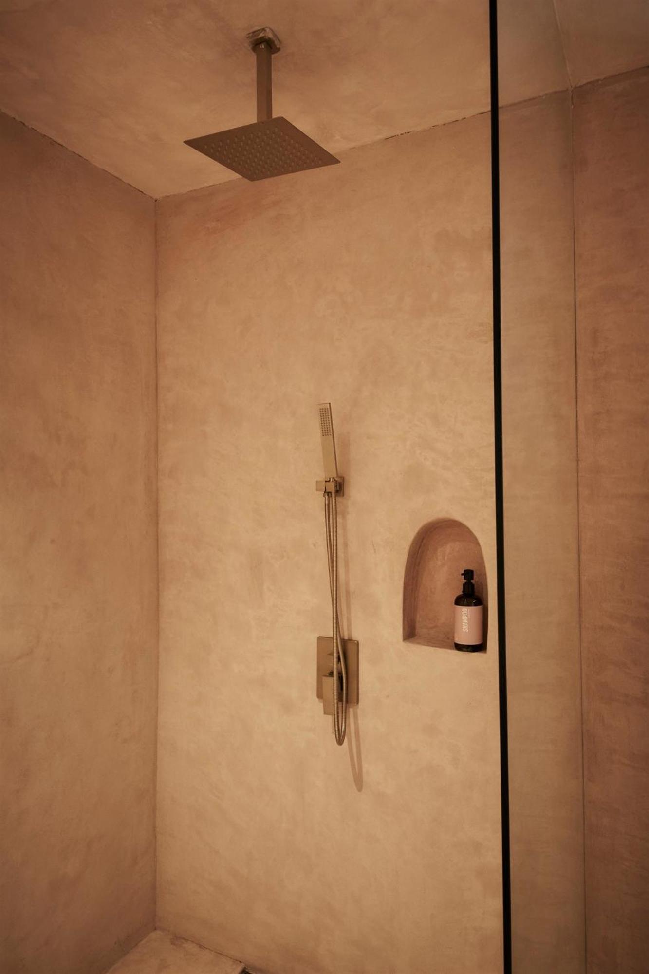 Neon Rose Motel Canggu Екстериор снимка