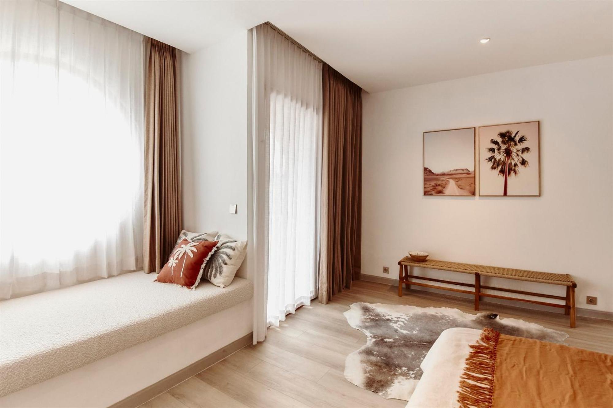 Neon Rose Motel Canggu Екстериор снимка