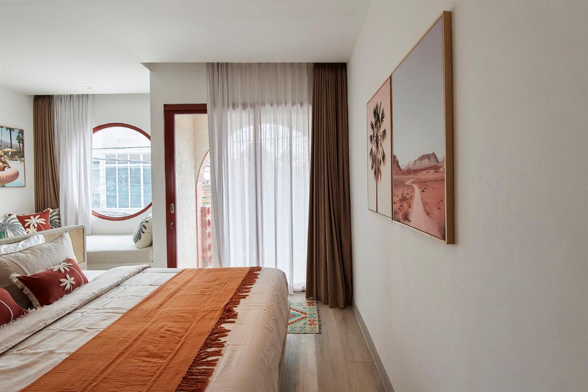 Neon Rose Motel Canggu Екстериор снимка